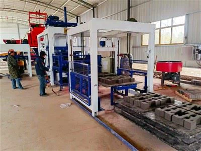 Máquina de fazer tijolos permeáveis